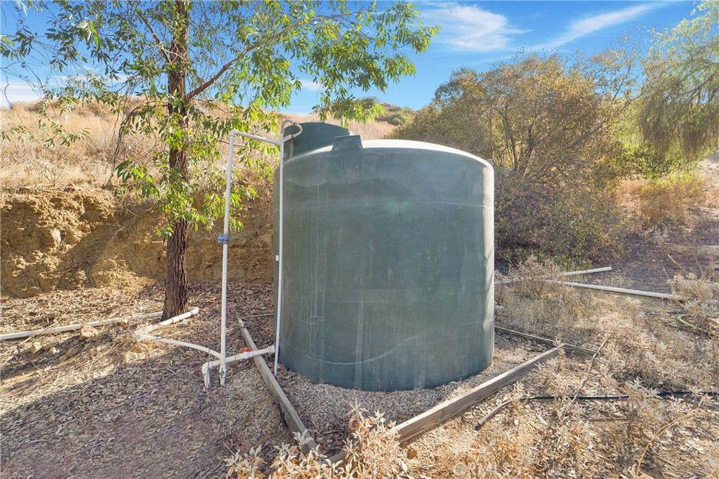 Image 26 of property listing at 11085 Canyon Circle, Corona, CA 92883