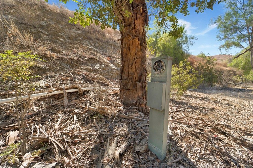 Image 27 of property listing at 11085 Canyon Circle, Corona, CA 92883