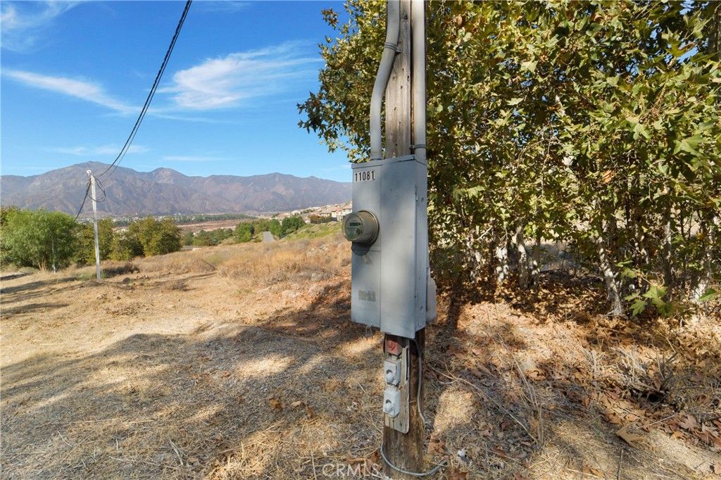 Image 28 of property listing at 11085 Canyon Circle, Corona, CA 92883