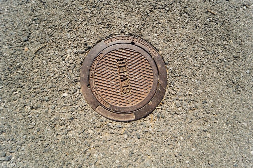 Image 33 of property listing at 11085 Canyon Circle, Corona, CA 92883