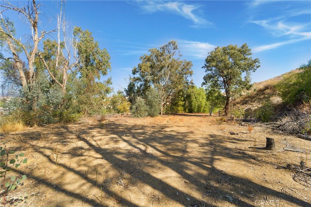 Image 37 of property listing at 11085 Canyon Circle, Corona, CA 92883