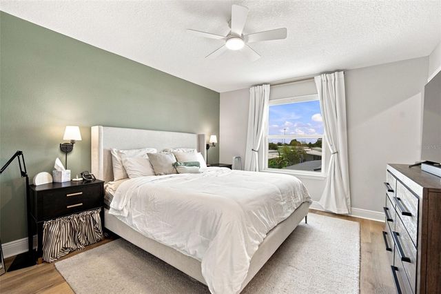 5292 NEIL DRIVE, St Petersburg, FL 33714