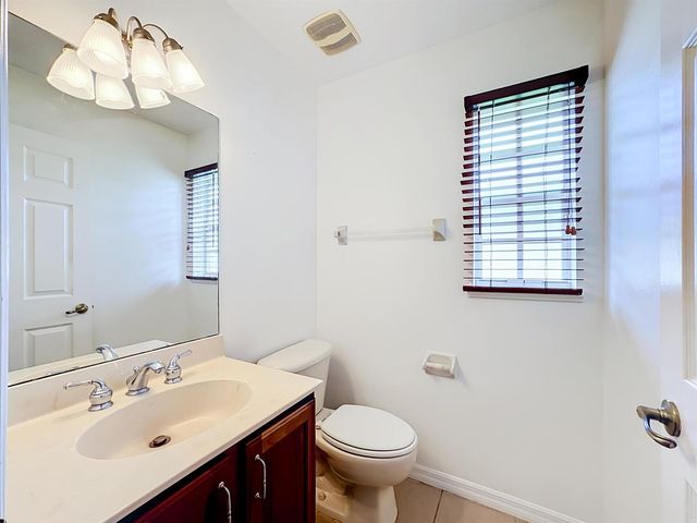 6416 Las Palmas Way, Port St. Lucie, FL 34952