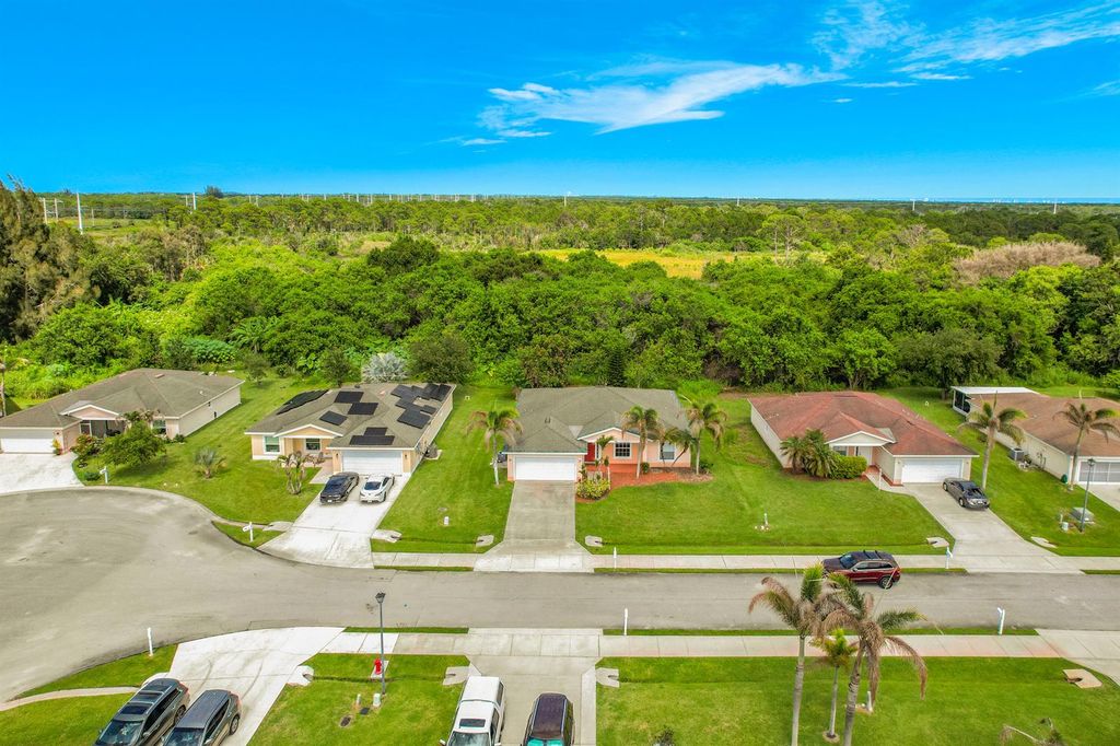 6416 Las Palmas Way, Port St. Lucie, FL 34952