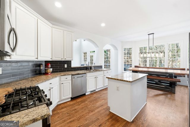 7125 Compton Circle, Cumming, GA 30040