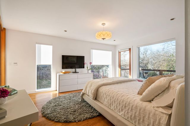 1700 Ravey ST A, Austin, TX 78704