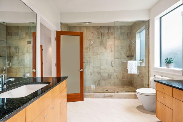 1700 Ravey ST A, Austin, TX 78704