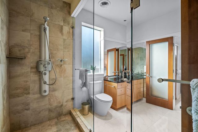 1700 Ravey ST A, Austin, TX 78704