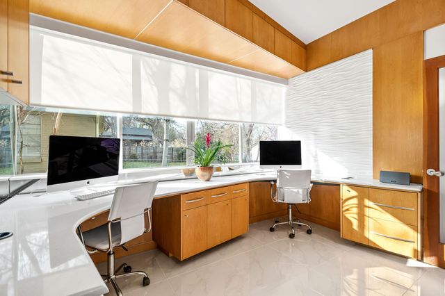 1700 Ravey ST A, Austin, TX 78704