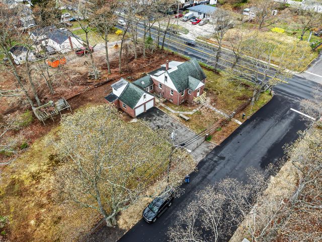 25 Revilo Avenue, Shirley, NY 11967