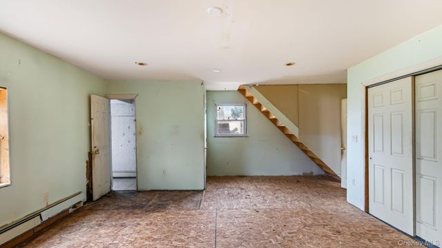 25 Revilo Avenue, Shirley, NY 11967