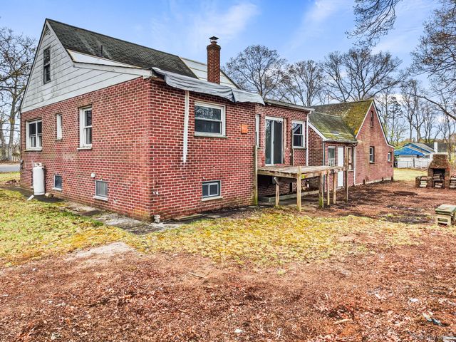 25 Revilo Avenue, Shirley, NY 11967