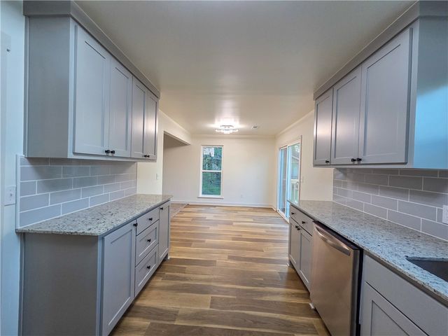 1703 Arapaho Avenue, Springdale, AR 72764