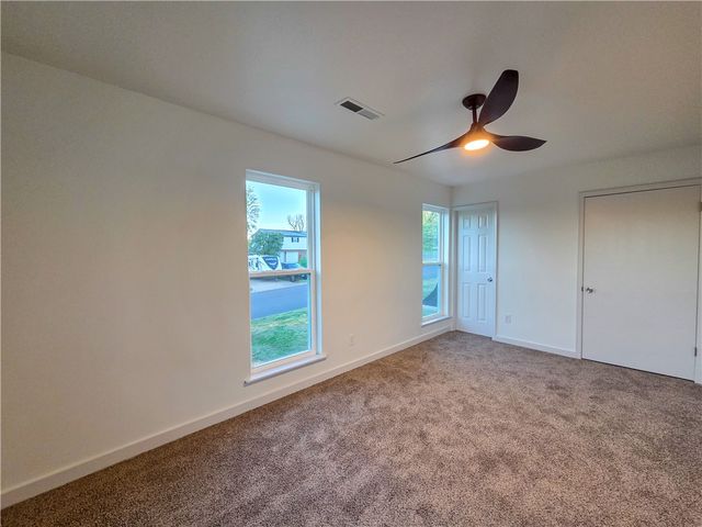 1703 Arapaho Avenue, Springdale, AR 72764