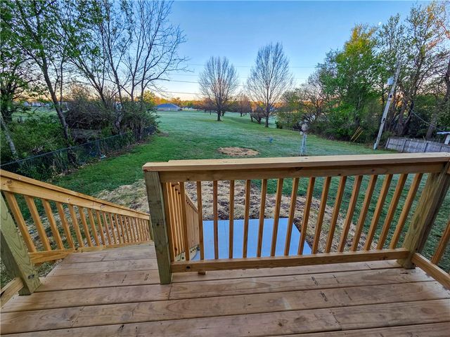 1703 Arapaho Avenue, Springdale, AR 72764