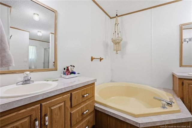1427 Cherokee Trail, Sanford, NC 27332