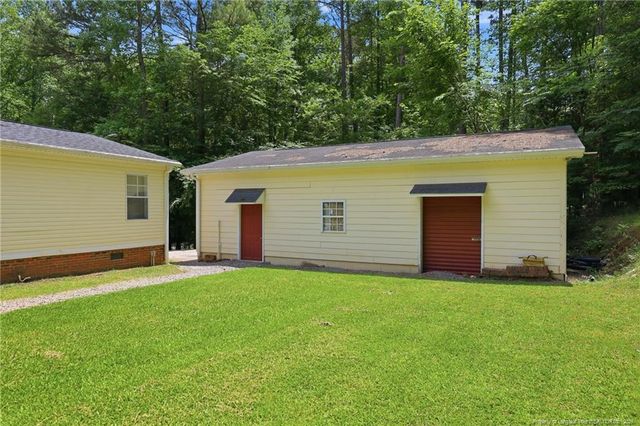 1427 Cherokee Trail, Sanford, NC 27332