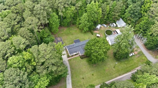 1427 Cherokee Trail, Sanford, NC 27332