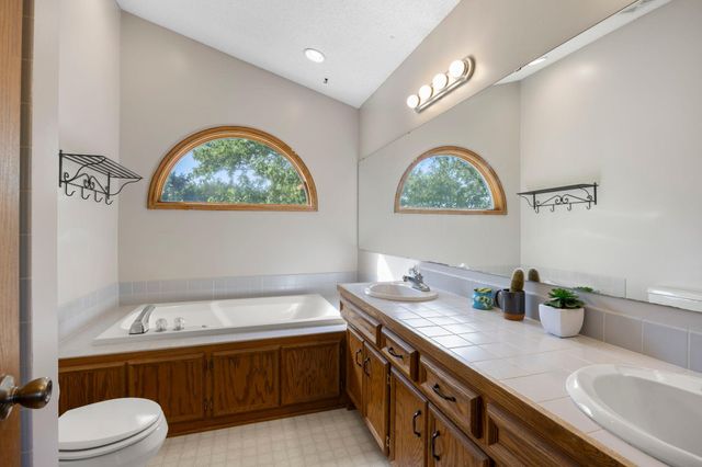 13635 Gardenia Path, Apple Valley, MN 55124
