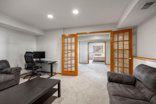 13635 Gardenia Path, Apple Valley, MN 55124