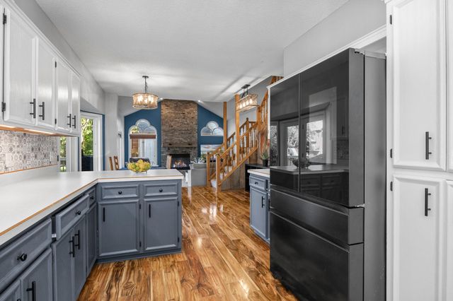 13635 Gardenia Path, Apple Valley, MN 55124