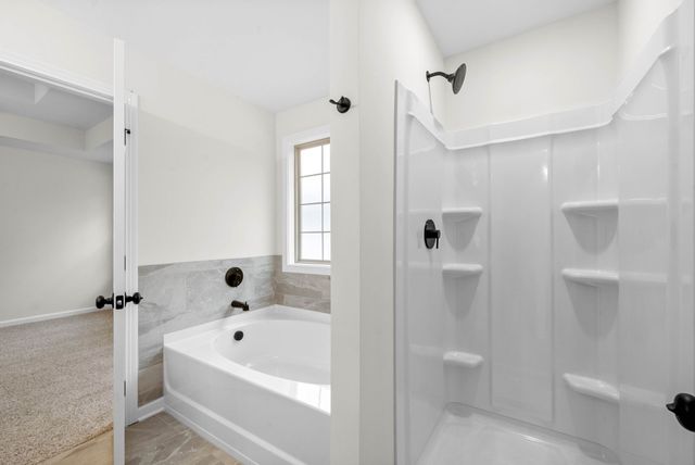 1589 Frederick Dr, Clarksville, TN 37042