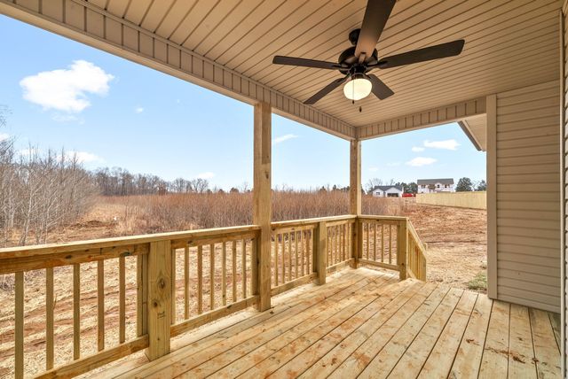 1589 Frederick Dr, Clarksville, TN 37042