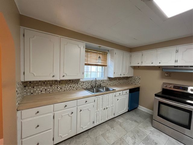 802 BRAWLEY Avenue, Meadville, PA 16335