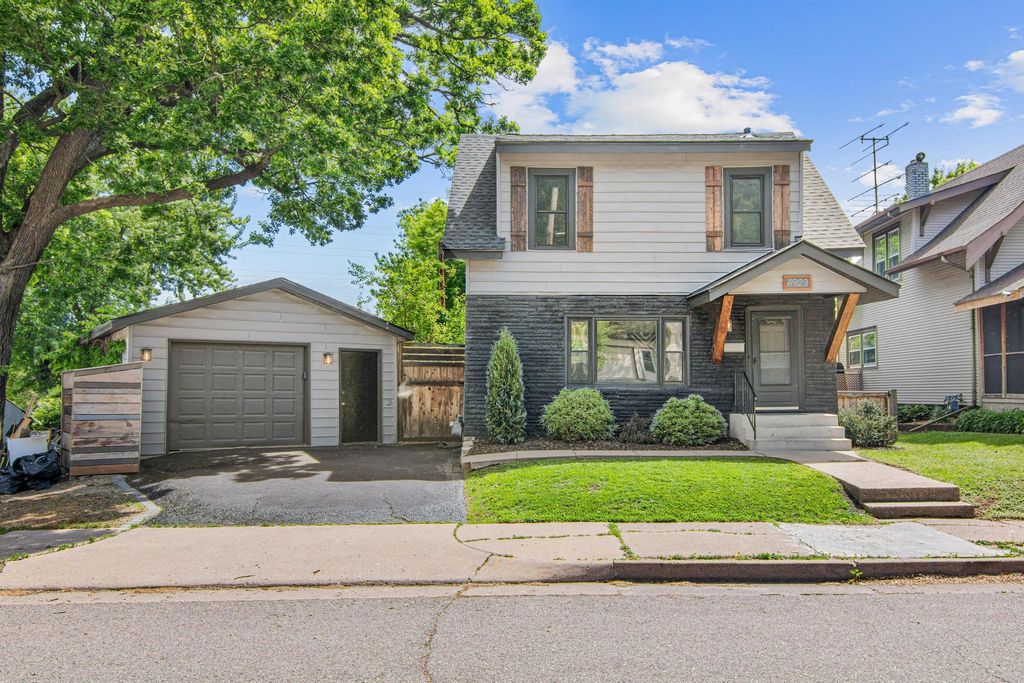 4923 42nd Avenue S, Minneapolis, MN 55417