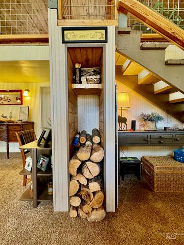 22767 Spruce Lane, Winchester, ID 83555