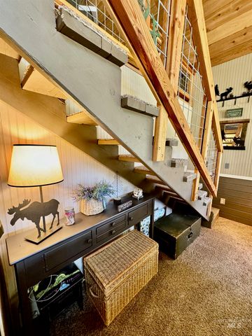 22767 Spruce Lane, Winchester, ID 83555