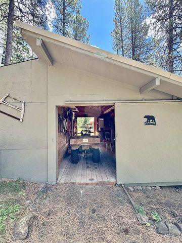 22767 Spruce Lane, Winchester, ID 83555