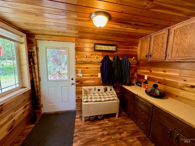 22767 Spruce Lane, Winchester, ID 83555