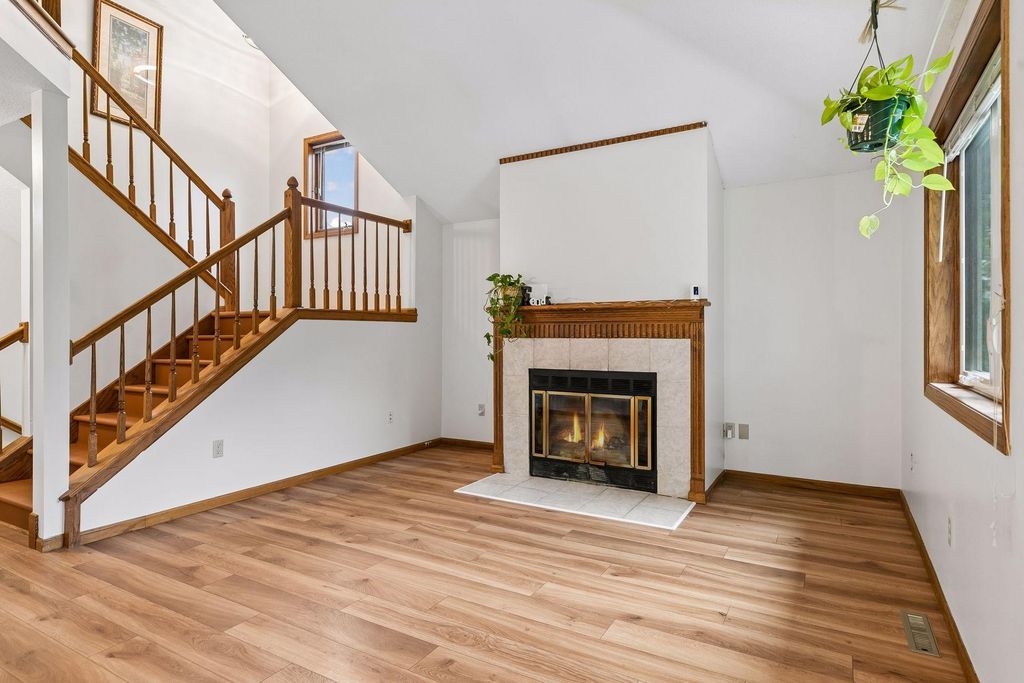 7887 72nd Street S, Cottage Grove, MN 55016 — photo 3