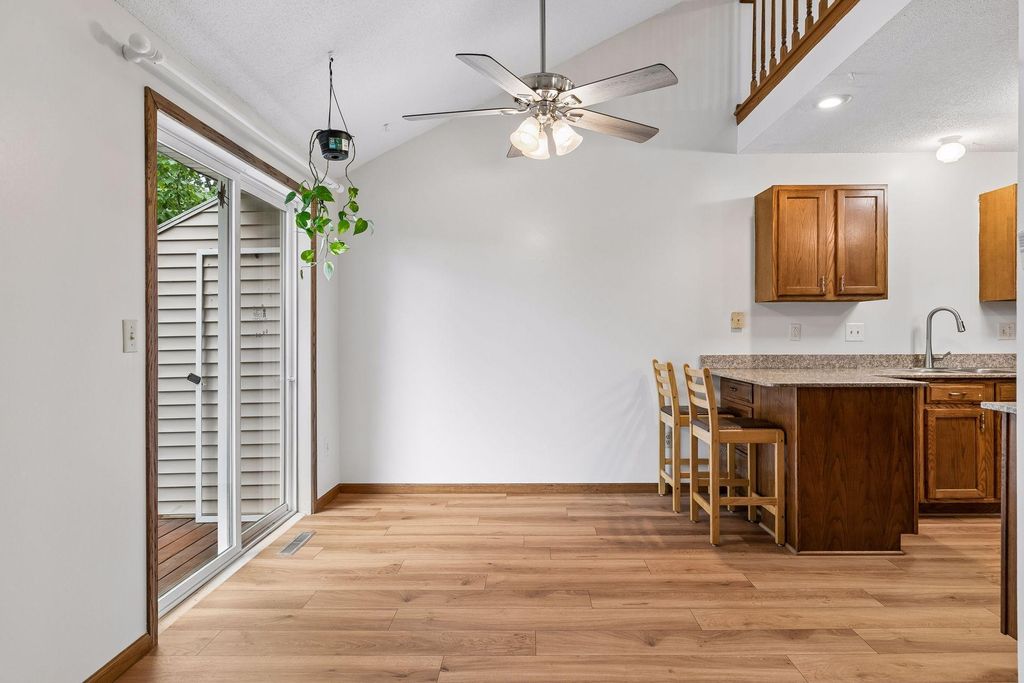7887 72nd Street S, Cottage Grove, MN 55016 — photo 4