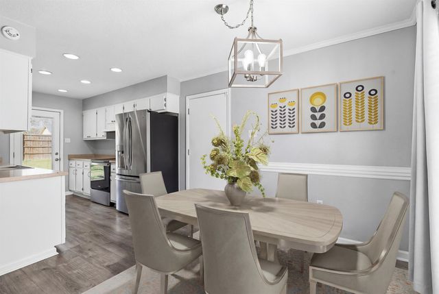 6914 ASPENHILL DR, Bartlett, TN 38135