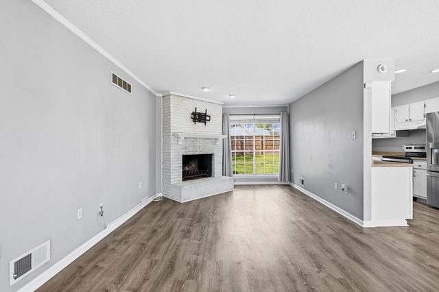 6914 ASPENHILL DR, Bartlett, TN 38135