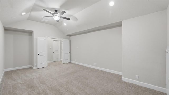 1143 Roaring FLS, New Braunfels, TX 78132