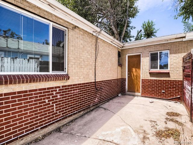 9629 E 19th Ave, Aurora, CO 80010