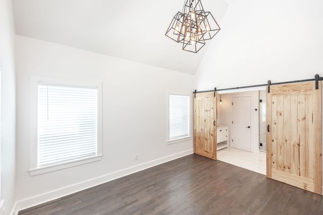 1711 17th Ave, N, Nashville, TN 37208