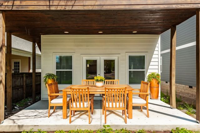 1711 17th Ave, N, Nashville, TN 37208