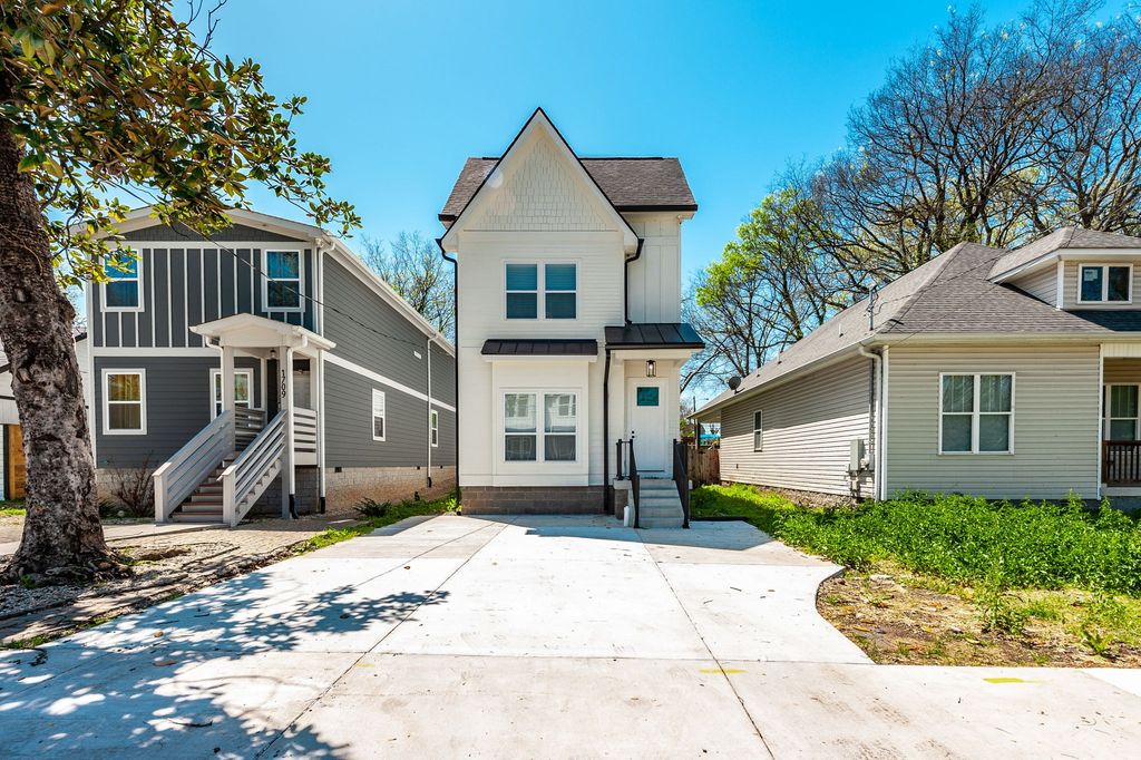 1711 17th Ave, N, Nashville, TN 37208