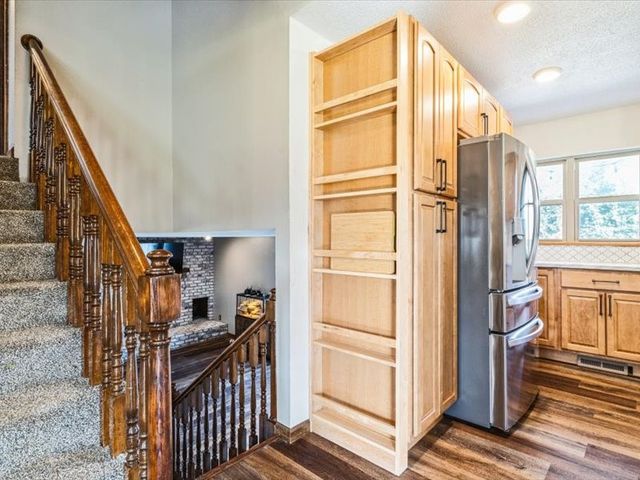 431 Teakwood Lane NE, Cedar Rapids, IA 52402