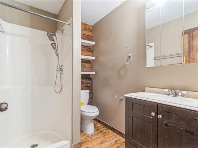 431 Teakwood Lane NE, Cedar Rapids, IA 52402