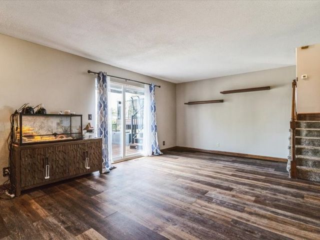 431 Teakwood Lane NE, Cedar Rapids, IA 52402