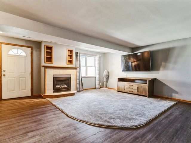 431 Teakwood Lane NE, Cedar Rapids, IA 52402