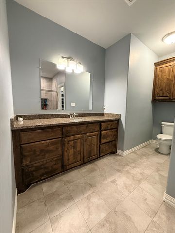 521 S Montgomery Street, Sherman, TX 75090