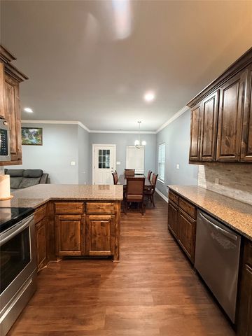 521 S Montgomery Street, Sherman, TX 75090