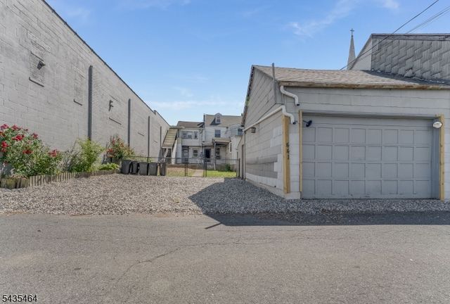 441 S Main St, Phillipsburg Town, NJ 08865