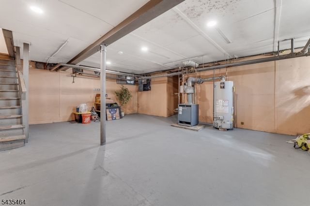 441 S Main St, Phillipsburg Town, NJ 08865